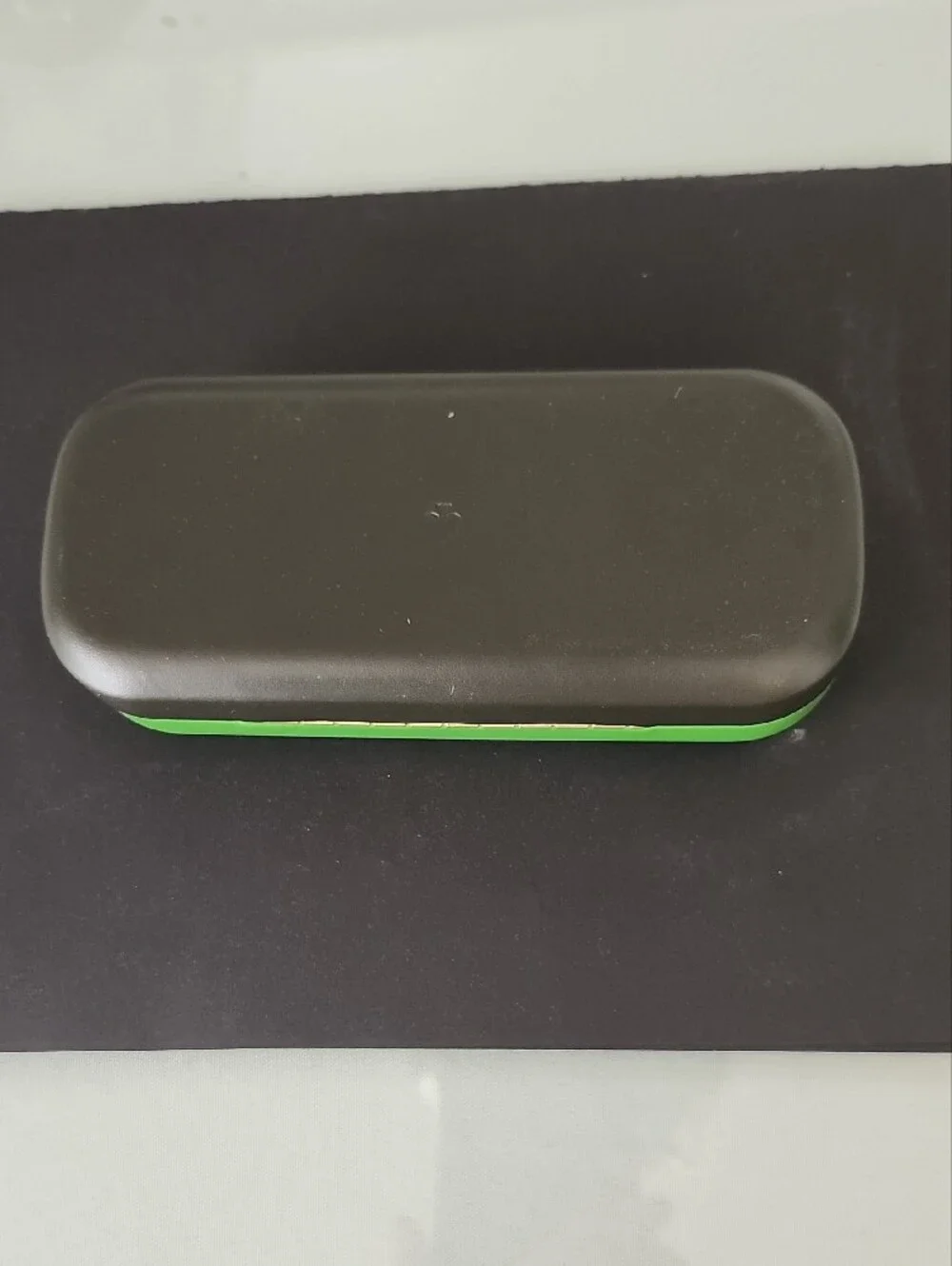 Kate Spade NY Hard Eyeglass Or Sunglass Case New Wo Tag